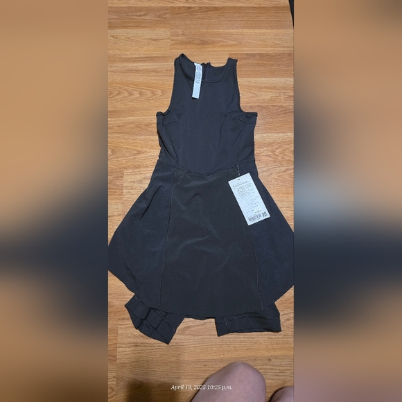 Dresses & Skirts - Lululemon Elegant Black Sleeveless Dress